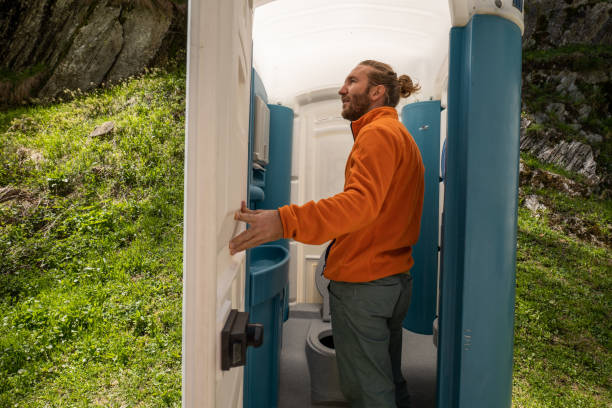 Best Portable restroom trailer rental  in Bunker Hl, IL
